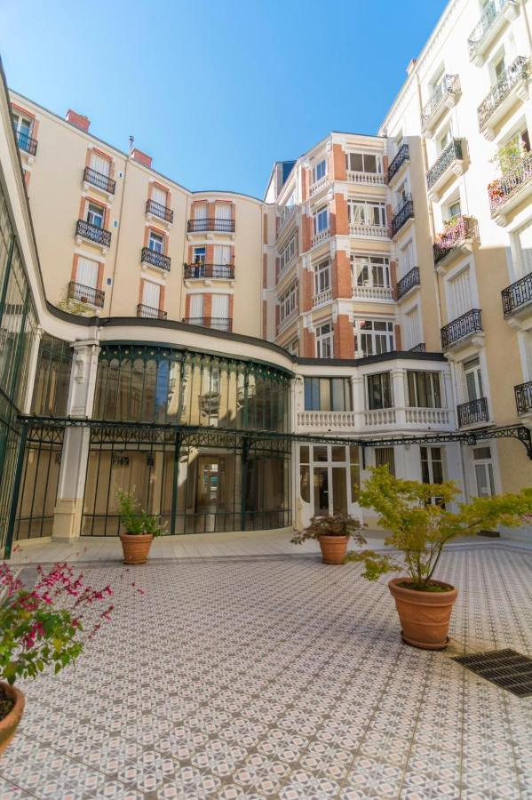 L Incomparable - International Palace Vichy Luaran gambar
